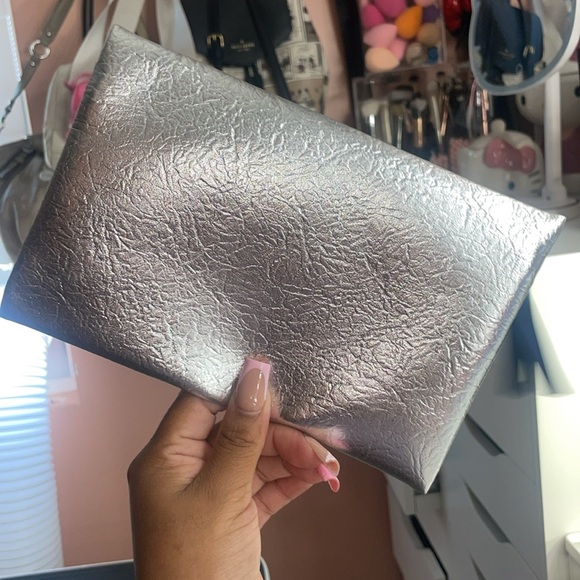 Makeup bags 💄💋 - Picture 3 of 5